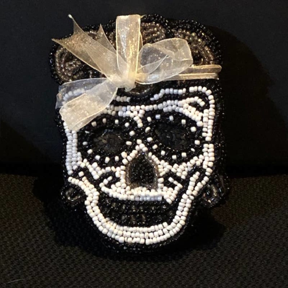 Seed bead Sugar Skull Coaster Set of 4 NWOT~~Day of the Dead